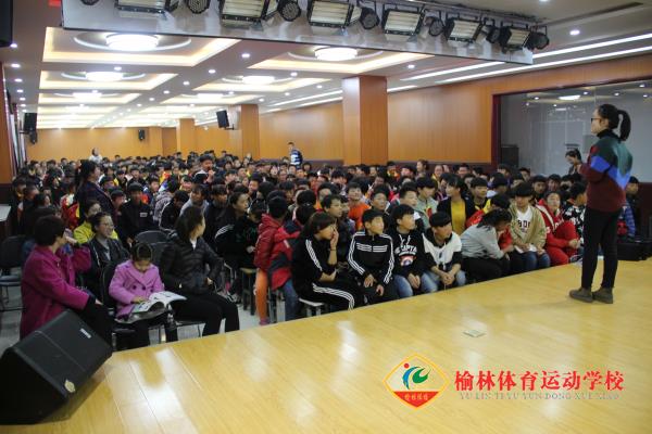4师生互动.jpg